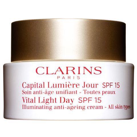 Clarins Vital Light Day Illuminating Anti-Ageing Cream All Skin Types SPF 15 i gruppen Ansikte / Dagcreme / Torr hud hos Hudotekets Webshop (20119000)