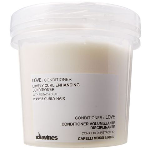Davines Essential LOVE Lovely Curl Enhancing Conditioner i gruppen Hår hos Hudotekets Webshop (D51005)