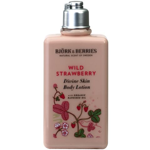 Bj�rk&Berries Wild Strawberry Divine Skin Body Lotion 250 ml i gruppen Kropp / Creme & Lotion hos Hudotekets Webshop (HO205)