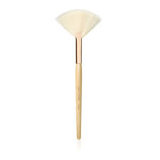 Jane Iredale White Fan Blush Brush i gruppen Makeup / Makeupborstar / Borstar till ansiktsmakeup hos Hudotekets Webshop (18003)