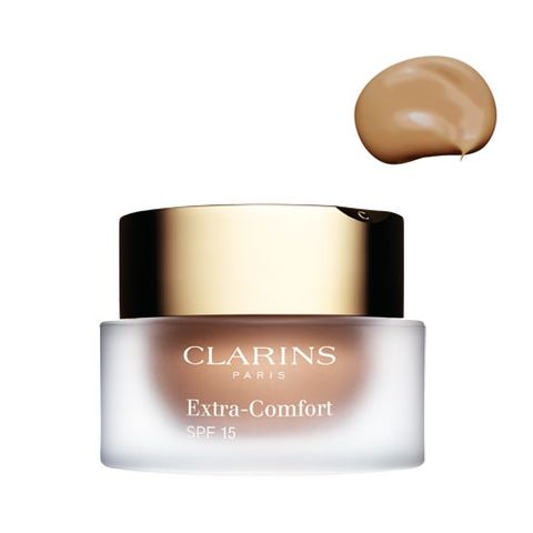 Clarins Extra-Comfort Foundation Spf 15 113 Chestnut i gruppen Makeup / Bas / Foundation hos Hudotekets Webshop (22022113-2)