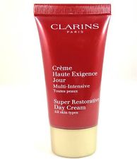 Clarins Super Restorative Day Cream. Gåva! i gruppen hela sortimentet hos Hudotekets Webshop (45665454)