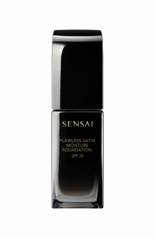 Sensai Flawless Satin Moisture Foundation 204,5 Warm Beige  i gruppen Makeup / Bas / Foundation hos Hudotekets Webshop (50365-0)
