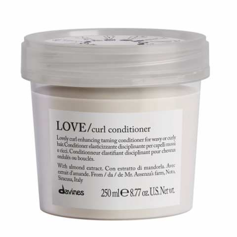 Davines Essential Haircare Love Curl Conditioner