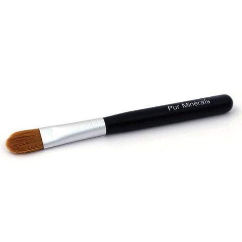 Pürminerals Max Coverage Concealer Brush i gruppen Makeup / Bas / Concealer hos Hudotekets Webshop (5246)