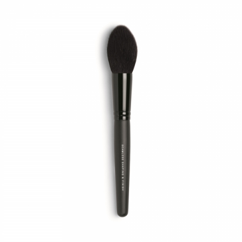 bareMinerals Seamless Shaping Brush  i gruppen Makeup / Makeupborstar / Borstar till ansiktsmakeup hos Hudotekets Webshop (77056)