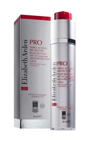 Elizabeth Arden PRO Triple Action PROtector SPF 50 i gruppen Sol / Solkräm hos Hudotekets Webshop (795050)