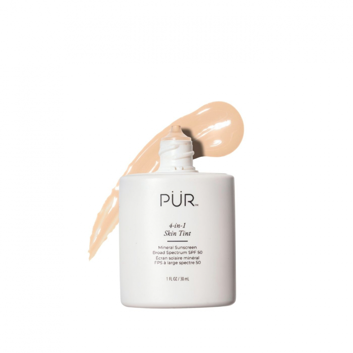 PÜR 4-in-1 Skin Tint SPF 50 30 ml i gruppen Makeup / Bas / Foundation hos Hudotekets Webshop (rF1571)
