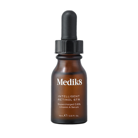 Medik8 Intelligent Retinol 6TR Serum i gruppen Ansikte / Serum & olja hos Hudotekets Webshop (M1042)