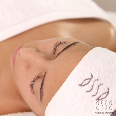 Ansiktsbehandlingar Esse Probiotic Kur | Behandlingar - Ansikte - Ansiktsbehandlingar - Märkesbehandlingar | Apoteka