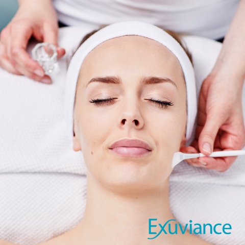 Ansiktsbehandling Exuviance Kemisk Peel