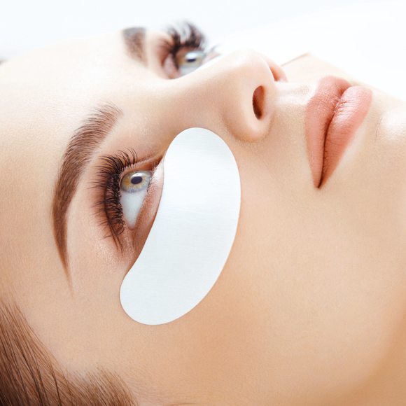 Fransfärg | Behandlingar - Ansikte - Fransar & bryn | Apoteka