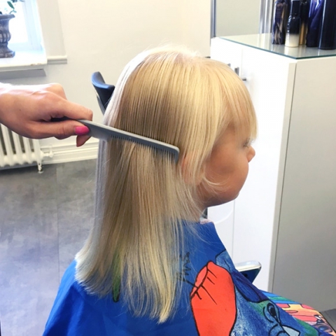 Klippning Barn | Behandlingar - Hår - Klippning | Apoteka