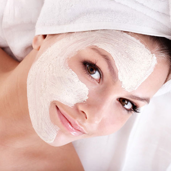 Ansiktsbehandling Bioline Peel