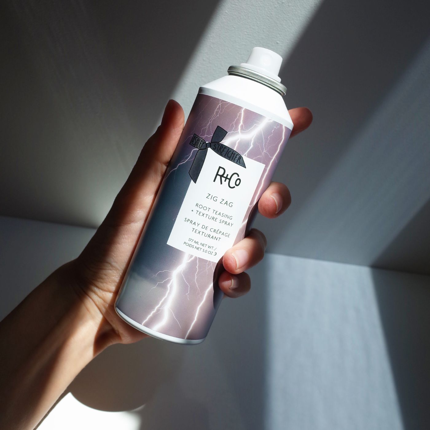 R+Co ZIG ZAG Root Teasing + Texture Spray