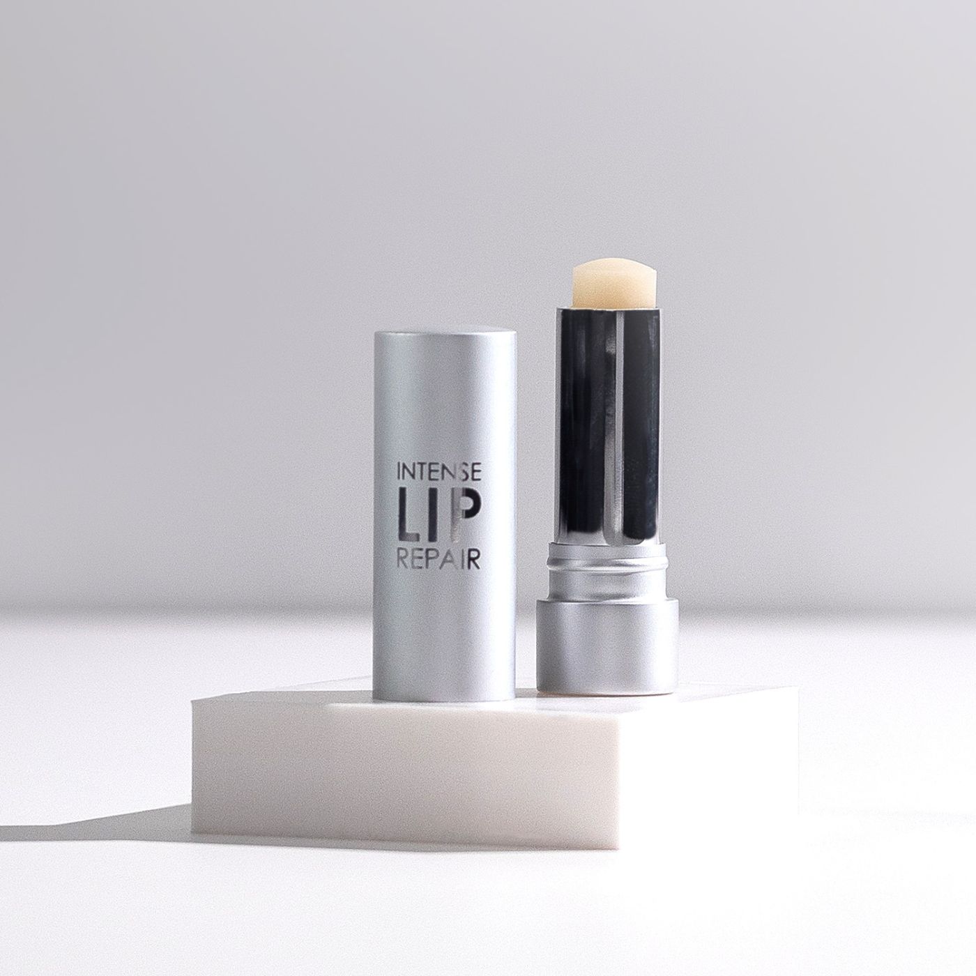 Nannic 3D Miracle Lips Unisex 4,8 g