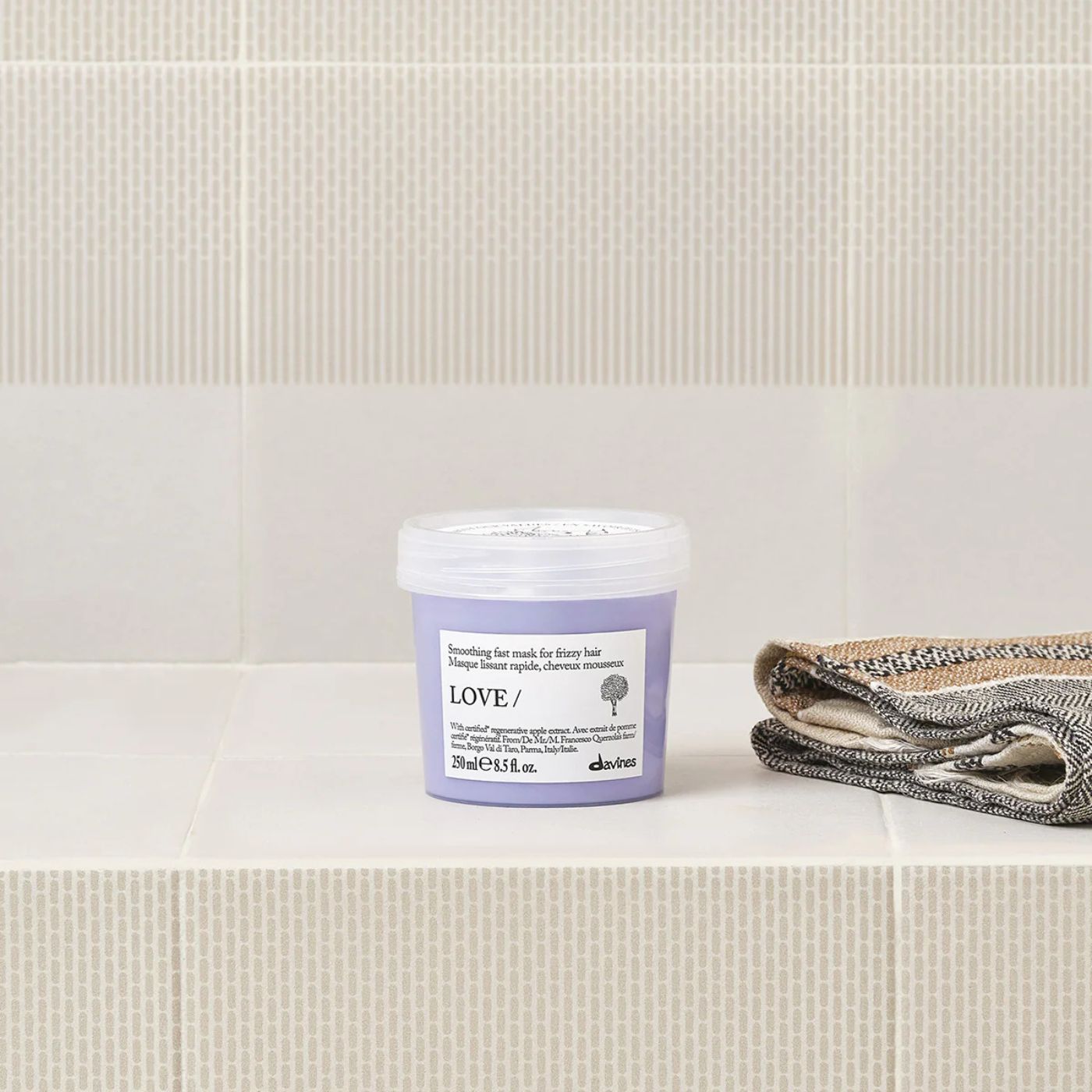Davines Essential Haircare Love Smoothing Instant Mask 250 ml