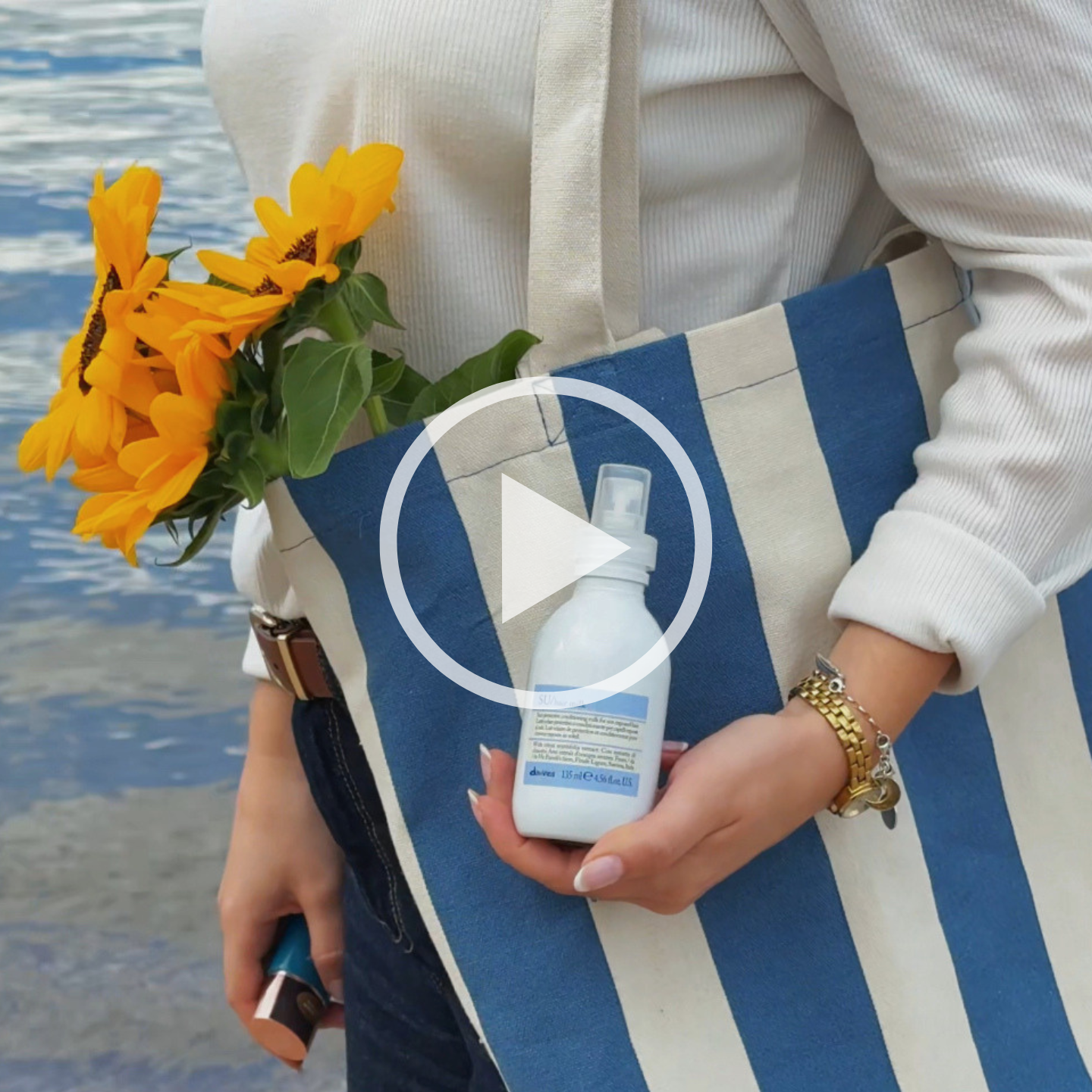 In Your Summer Bag video